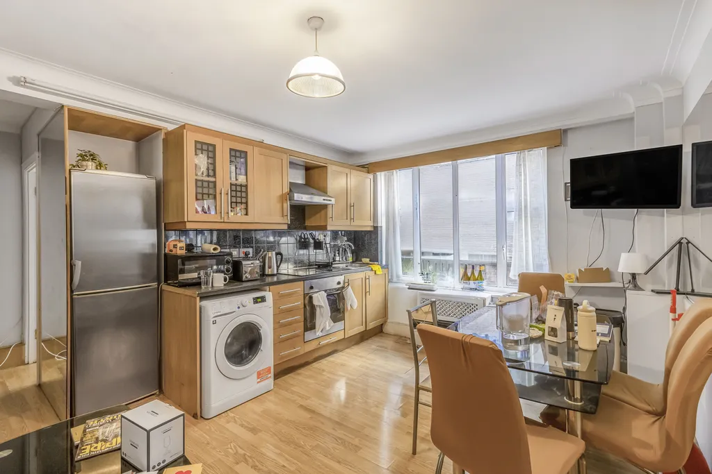 2 beds 1 baths house in Oxford